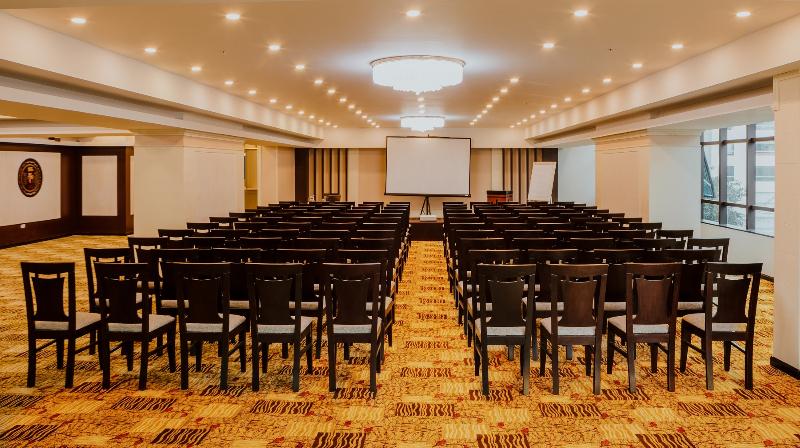 호텔 Nobility Grand