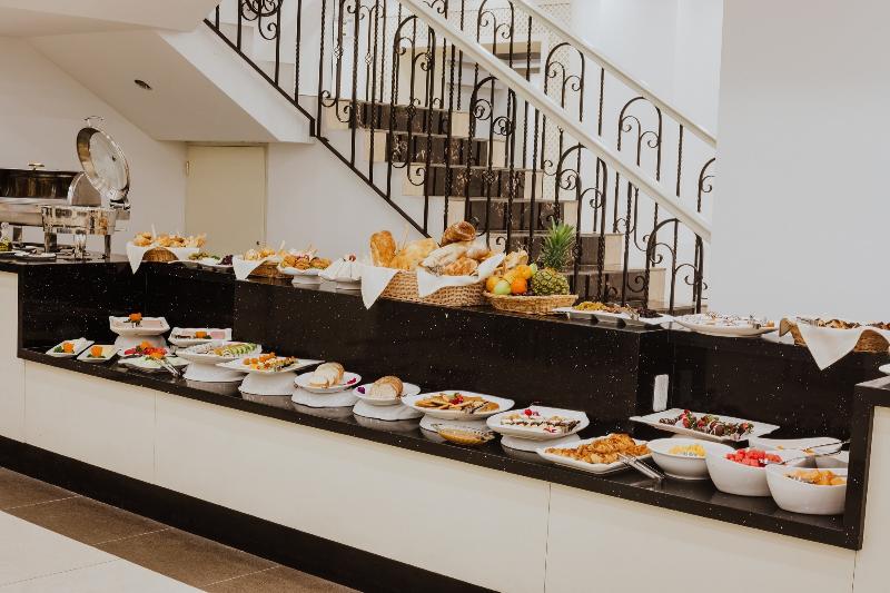 호텔 Nobility Grand