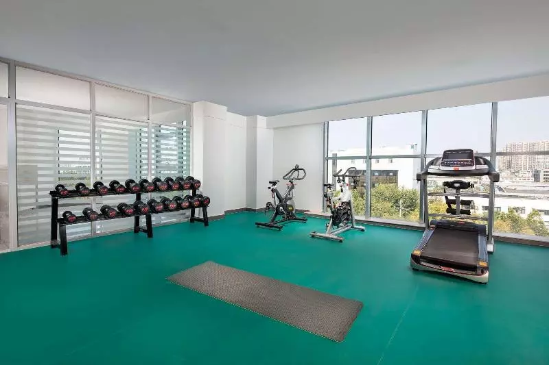 هتل Ramada Encore Wyndham Linyi