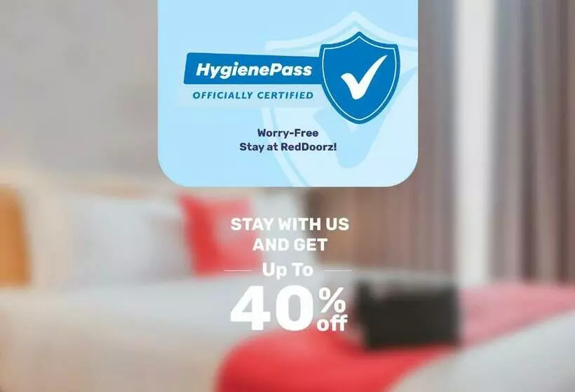 Hotelli Reddoorz @ Jalan Biak Roxy Jakarta