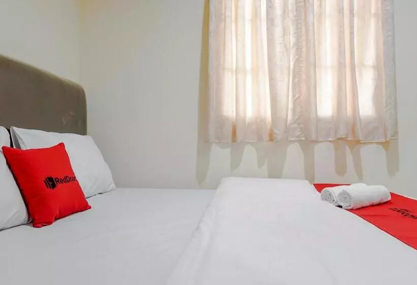Hotelli Reddoorz @ Jalan Biak Roxy Jakarta