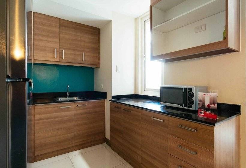 Szálloda Reddoorz Plus @ Kamuning Quezon City