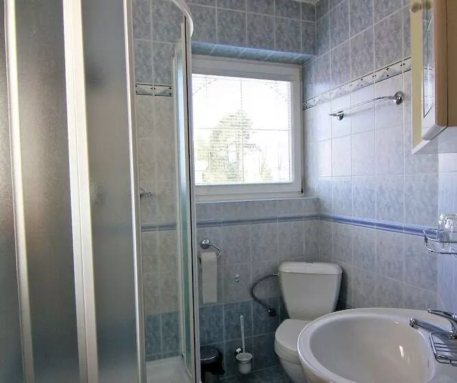 پانسیون Guest House Maxim