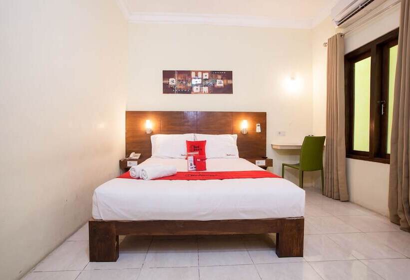 פנסיון Reddoorz Near Marvell City Mall