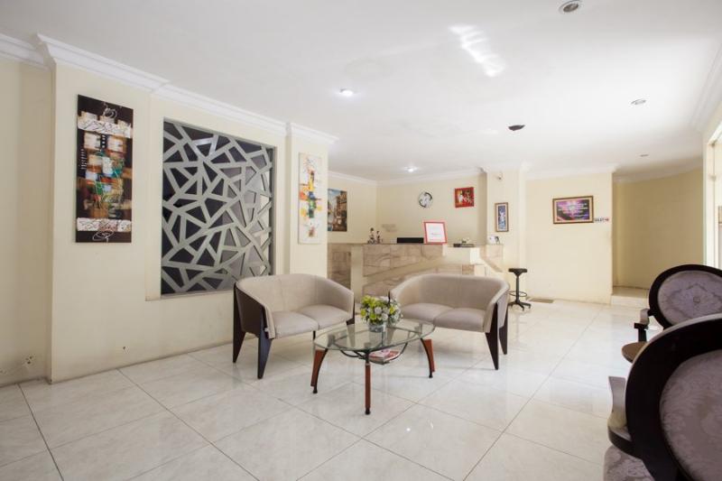 פנסיון Reddoorz Near Marvell City Mall