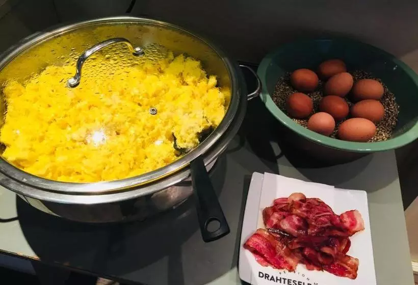 ペンション Drahtesel