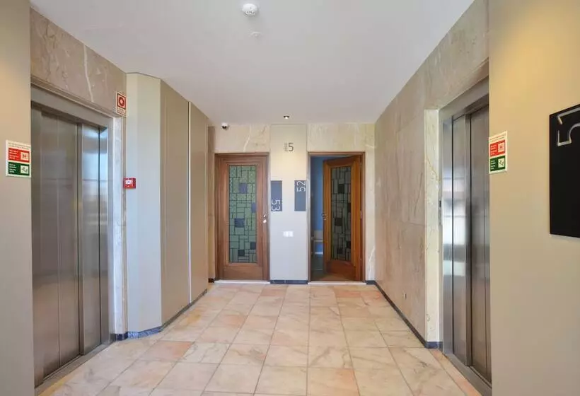 Spot Family Apartments