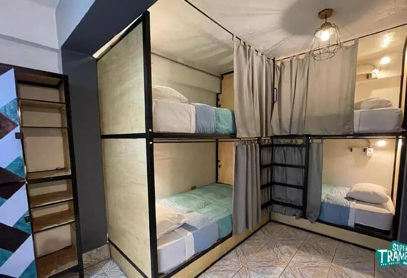 Supertramp Hostel Machupicchu