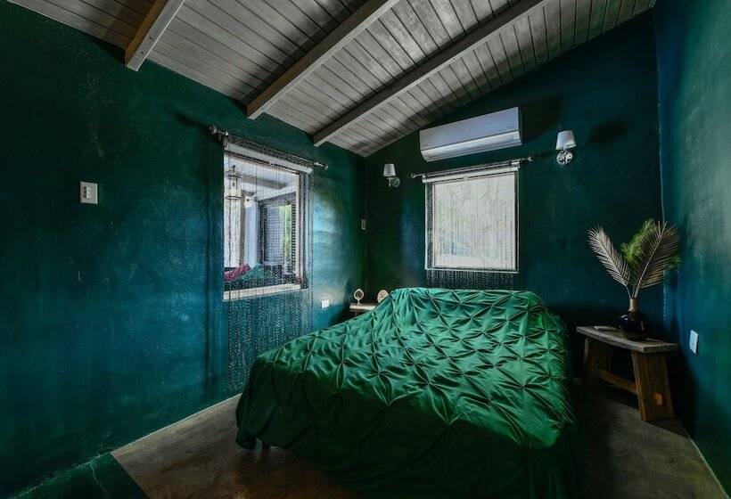 تختخواب و صبحانه Mammaloes