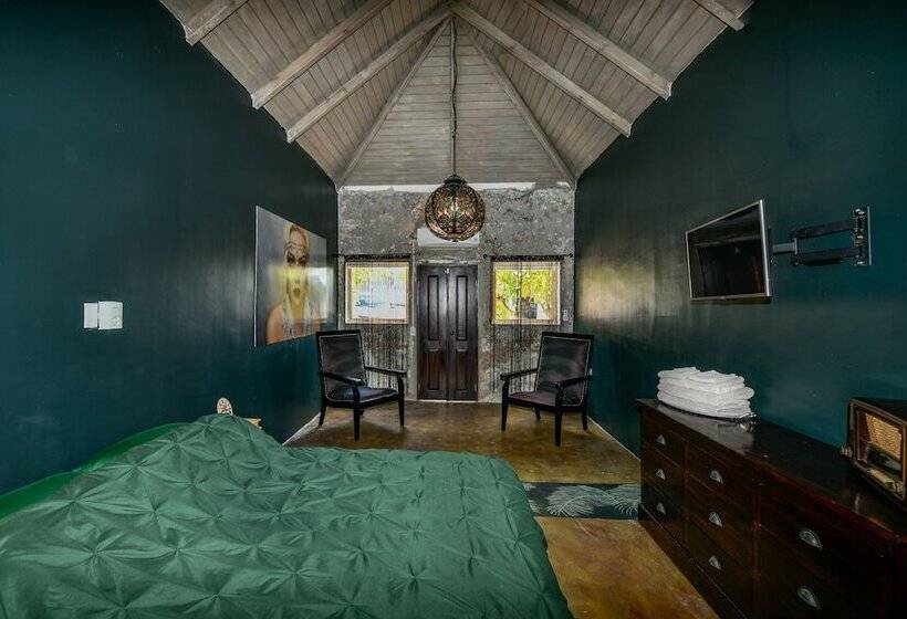 تختخواب و صبحانه Mammaloes