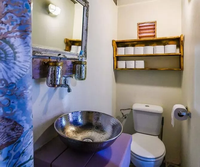 تختخواب و صبحانه Mammaloes