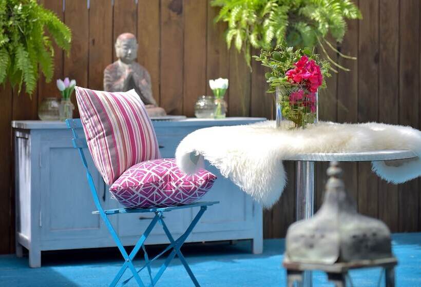 تختخواب و صبحانه Mammaloes