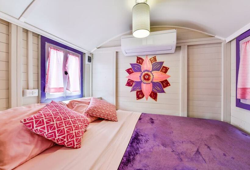 تختخواب و صبحانه Mammaloes