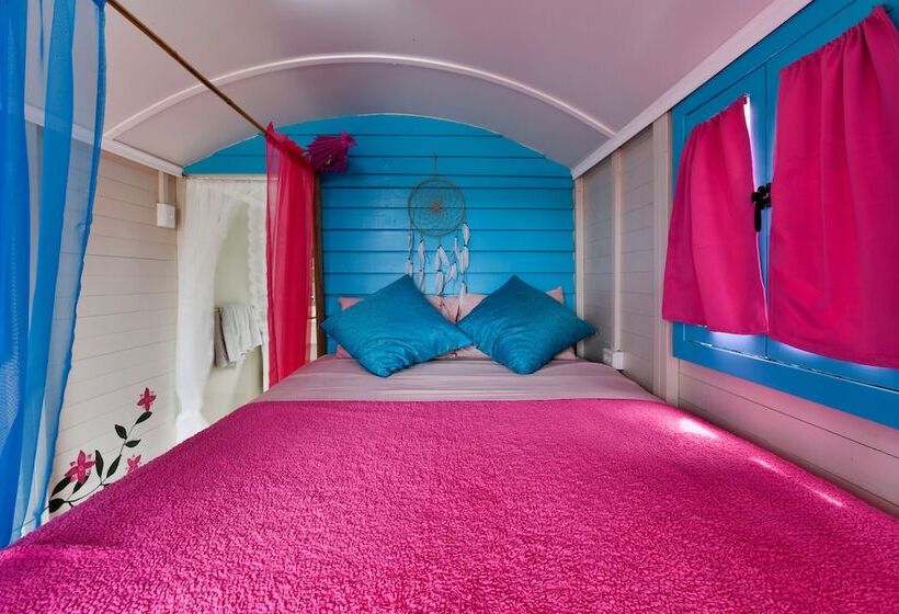 تختخواب و صبحانه Mammaloes