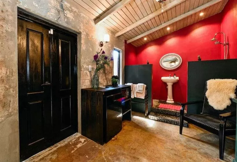 تختخواب و صبحانه Mammaloes