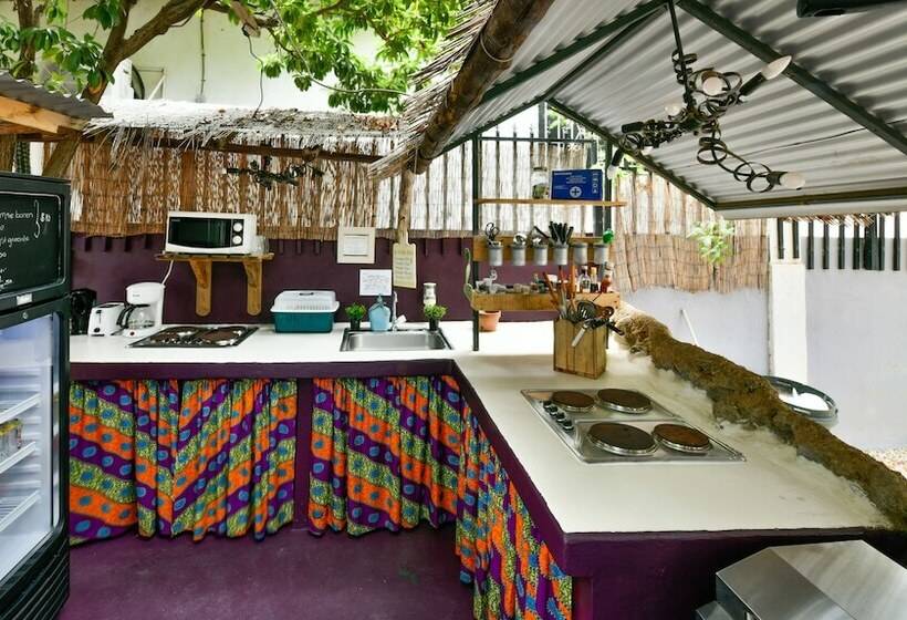 تختخواب و صبحانه Mammaloes