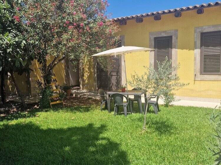 Хостел Le Case Al Quadrato