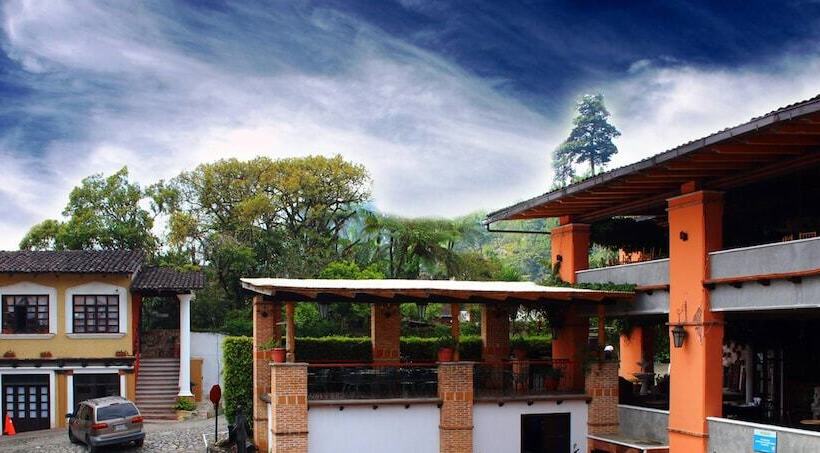 هتل Alcazar De Doña Victoria