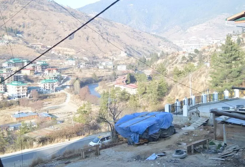 هتل Bhutan Silverpine Resort