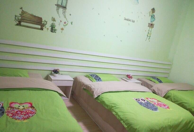 Otel Fenghuang Hua Xiang Yuan Inn