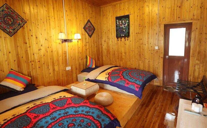 Otel Fenghuang Hua Xiang Yuan Inn