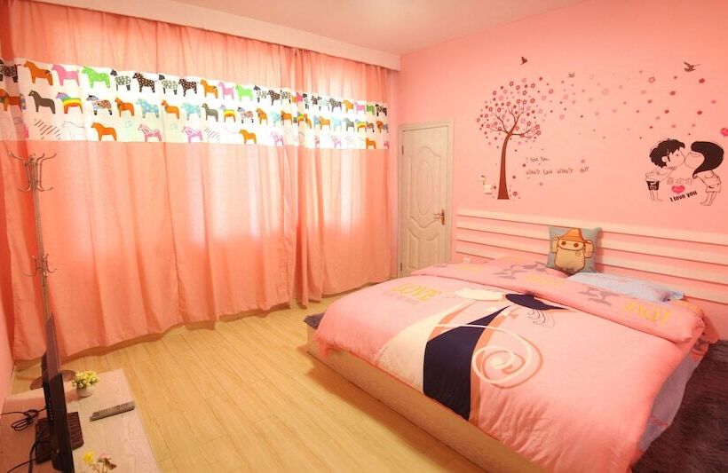 Otel Fenghuang Hua Xiang Yuan Inn