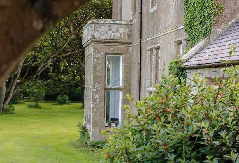 Hotel Graemeshall House