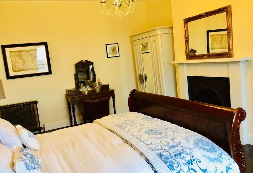 Hotel Graemeshall House