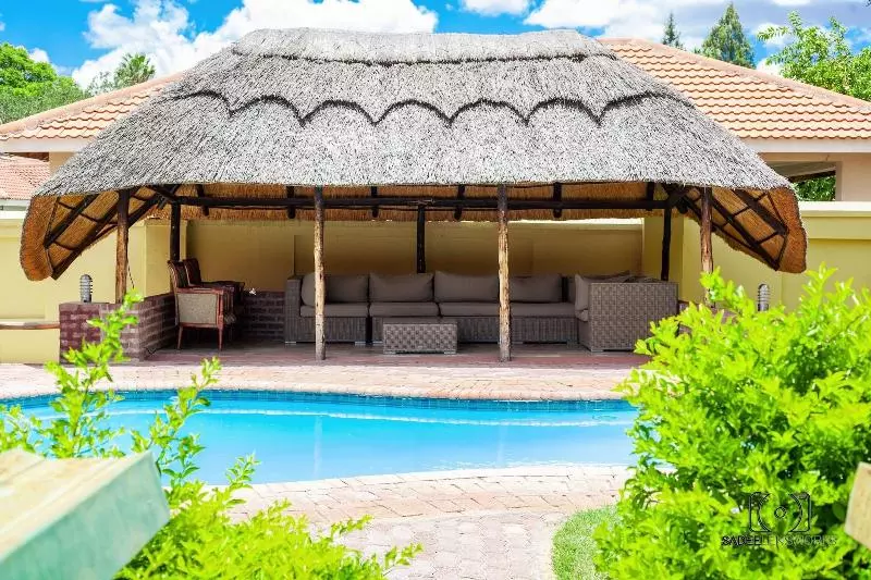 هتل Mavuna Guest Lodge & Conference Centre