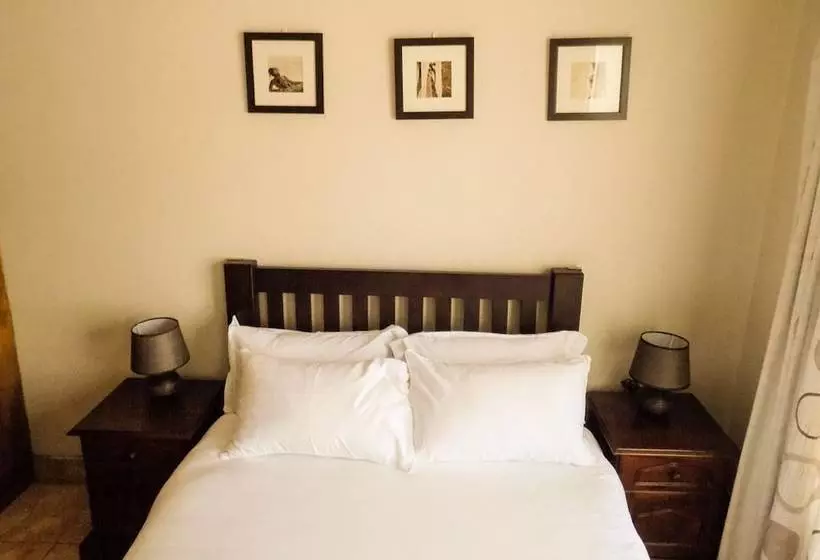 هتل Mavuna Guest Lodge & Conference Centre