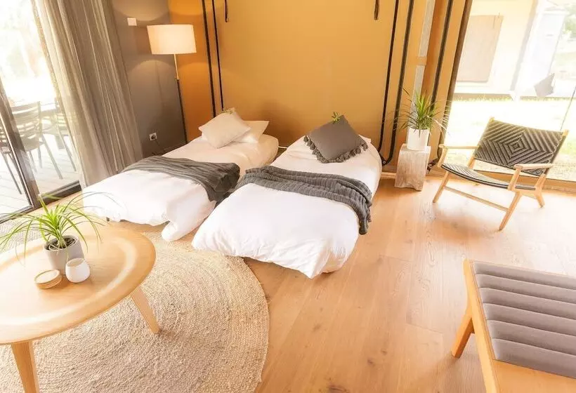 Hotelli Olio Bello Lakeside Glamping