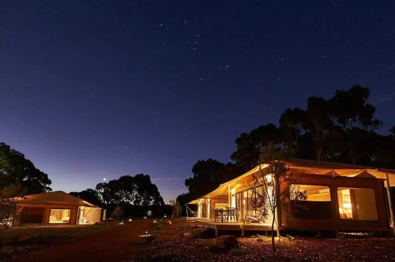 Hotelli Olio Bello Lakeside Glamping