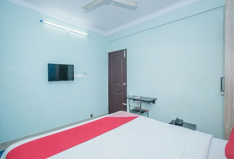 ホテル Oyo 15269 Surya Inn