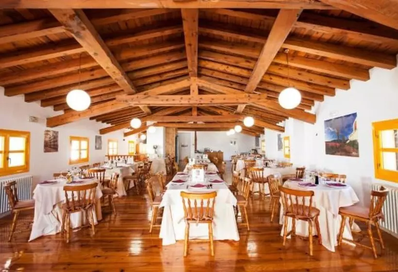 Hotelli Posada Hoyos De Iregua