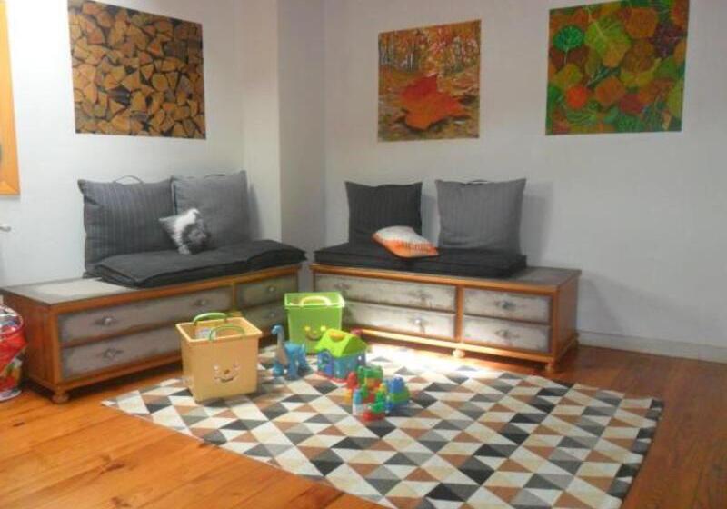 فندق Posada Hoyos De Iregua