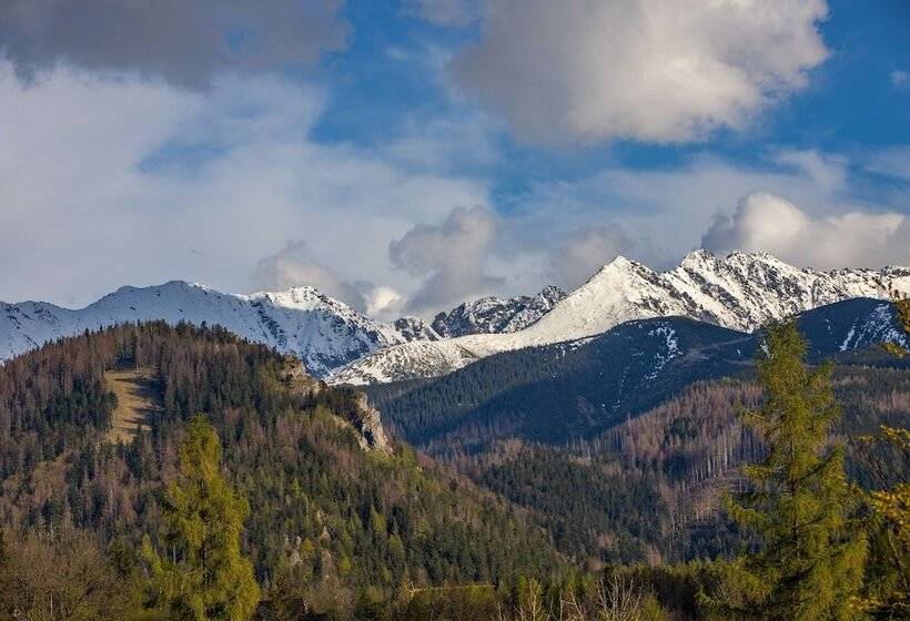 Radisson Blu Hotel & Residences