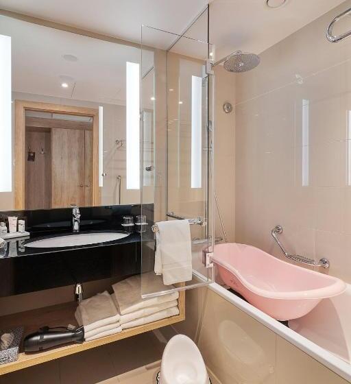 Radisson Blu Hotel & Residences