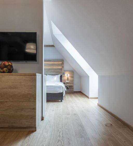 Radisson Blu Hotel & Residences