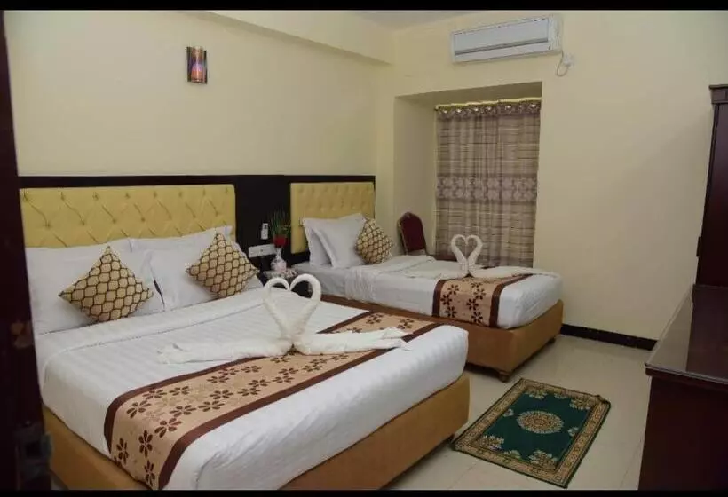 هتل Regal Palace
