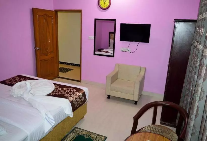 هتل Regal Palace