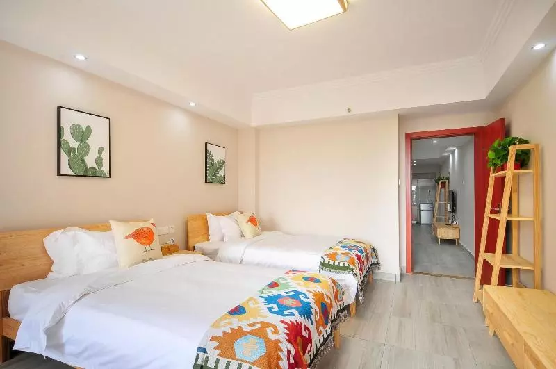 هتل Sanya Kairuilai Sea View Holiday