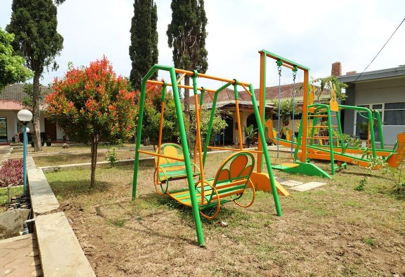 فندق Vanda Villa