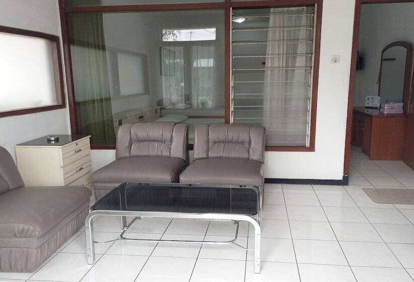 فندق Vanda Villa