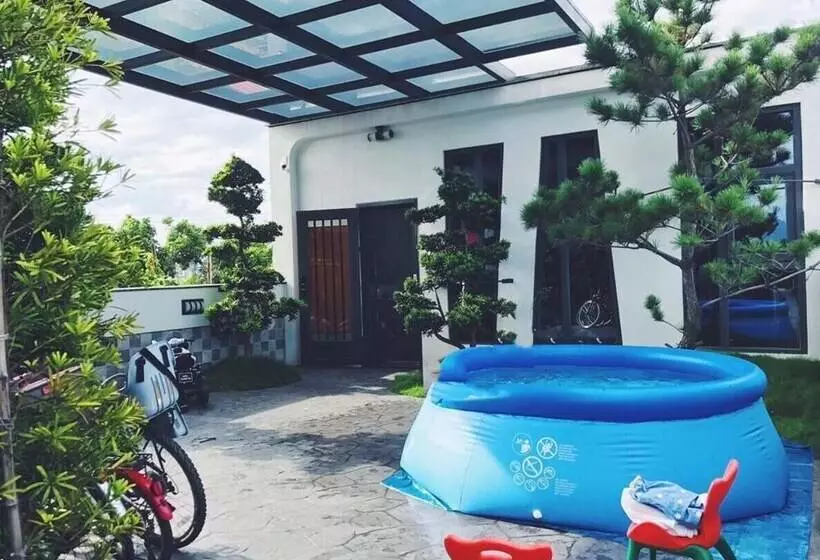 Li Chu Art Paternity B&b