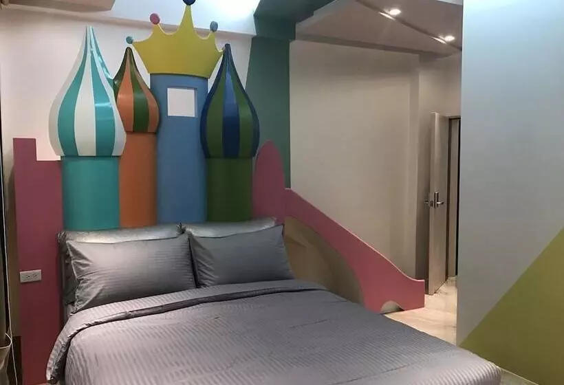 Li Chu Art Paternity B&b