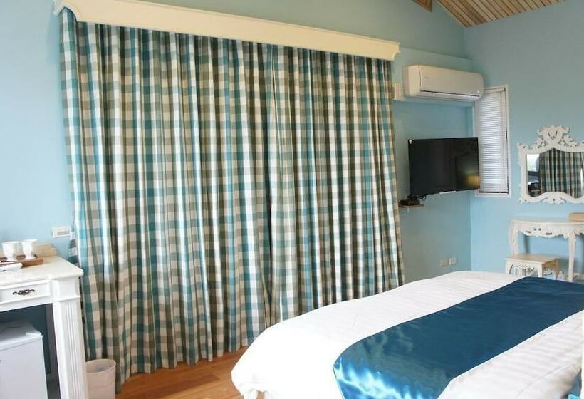 تختخواب و صبحانه Live For You