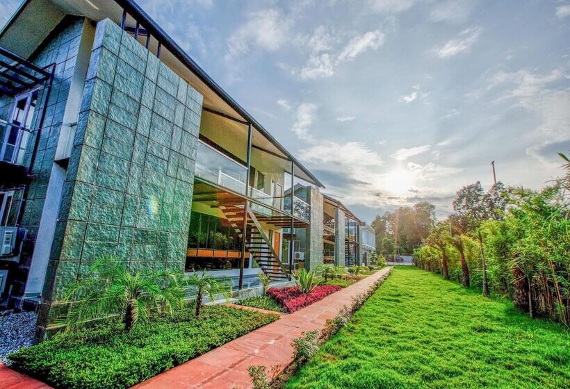 Palette The Cloyster Spa & Resort