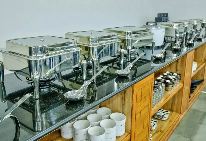 Palette   The Cloyster Spa & Resort