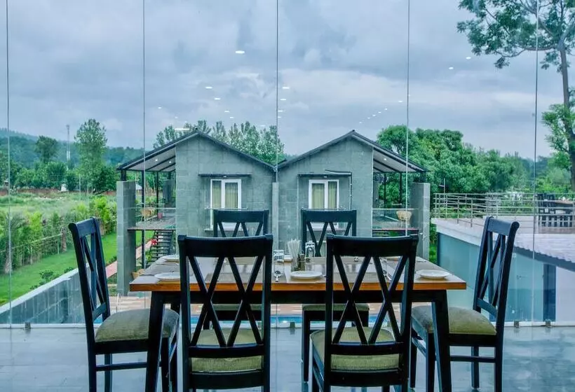 Palette   The Cloyster Spa & Resort