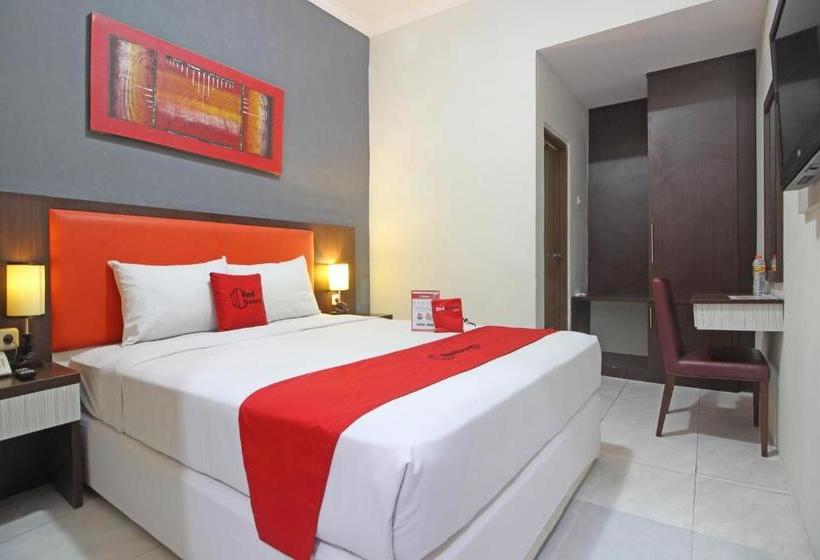 Hotel Reddoorz Plus Near Keraton Solo